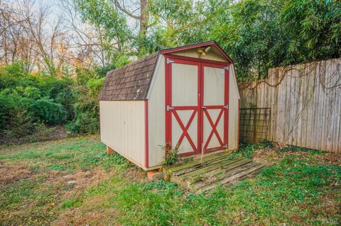 Tiny photo for 223 Warren Avenue, Lynchburg, VA 24501 (MLS # 363295)