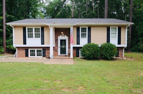 Photo of 729 Marrow Street, South Hill, VA 23970 (MLS # 361891) Photo of 729 Marrow Street, South Hill, VA 23970 (MLS # 361891)