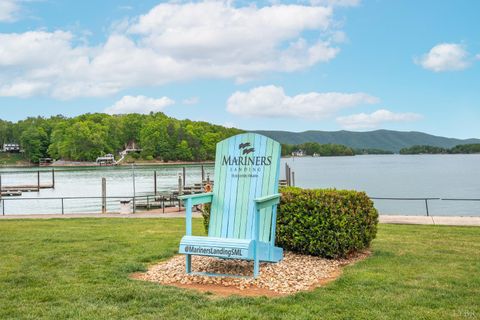 Tiny photo for 1273 Graves Harbor Trail Trl #3301, Huddleston, VA 24104 (MLS # 366114)