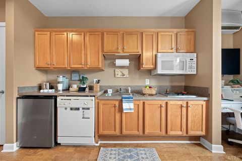 Tiny photo for 1273 Graves Harbor Trail Trl #3301, Huddleston, VA 24104 (MLS # 366114)