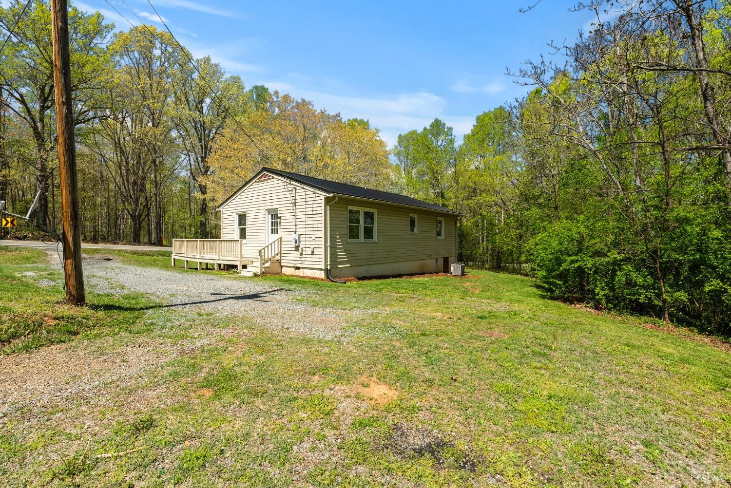 8968 Oakville Road, Gladstone, Virginia image 26