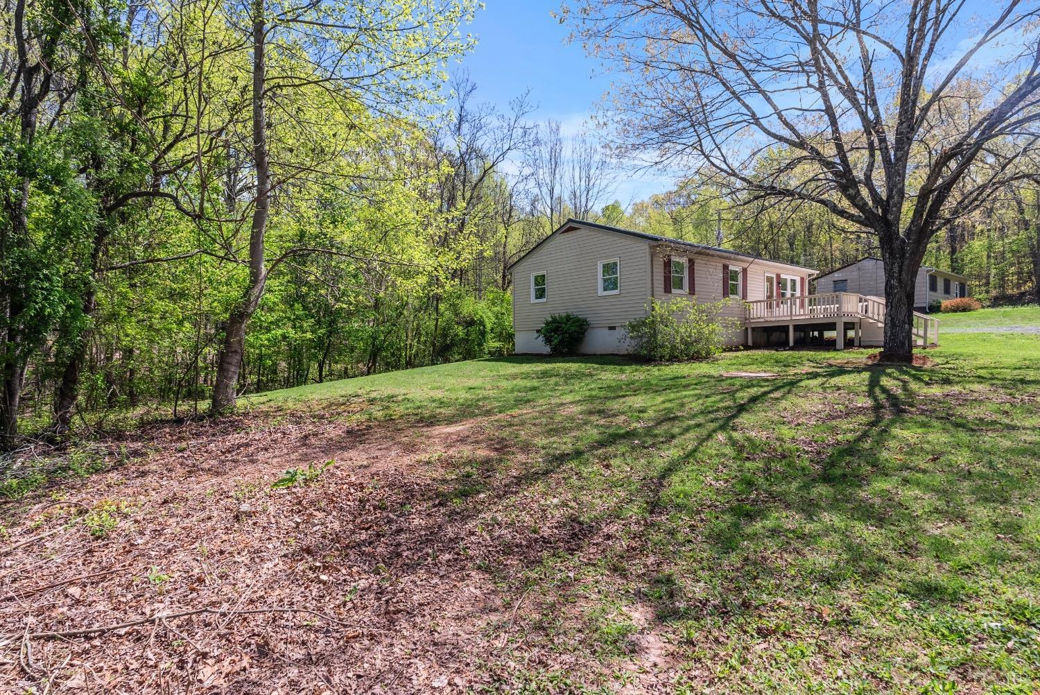 8968 Oakville Road, Gladstone, Virginia image 24