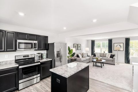 Tiny photo for 102 Ranwell Road, Rustburg, VA 24588 (MLS # 365510)