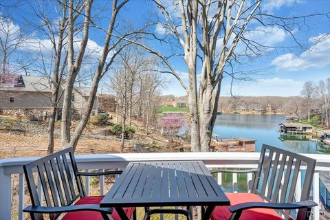 Tiny photo for 150 Waterwood Drive, Moneta, VA 24121 (MLS # 365350)