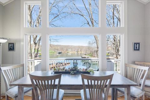 Tiny photo for 150 Waterwood Drive, Moneta, VA 24121 (MLS # 365350)