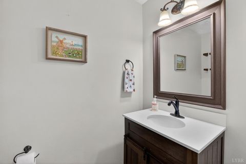 Tiny photo for 1045 Woods End Lane, Forest, VA 24551 (MLS # 365505)