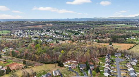 Tiny photo for 1045 Woods End Lane, Forest, VA 24551 (MLS # 365505)