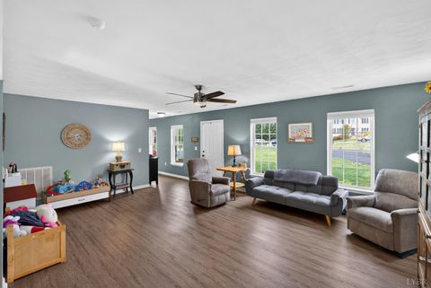 Tiny photo for 1045 Woods End Lane, Forest, VA 24551 (MLS # 365505)