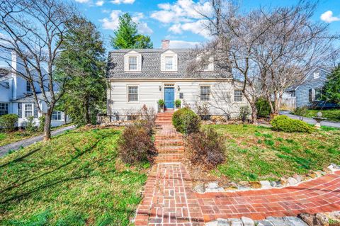 Photo of 1609 Morrison Drive, Lynchburg, VA 24503 (MLS # 365148)