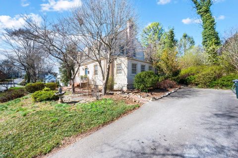 Tiny photo for 1609 Morrison Drive, Lynchburg, VA 24503 (MLS # 365148)