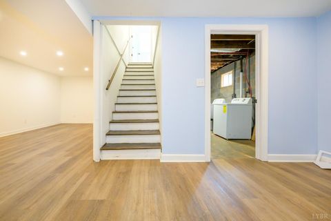 Tiny photo for 220 Chambers Street, Lynchburg, VA 24501 (MLS # 364211)