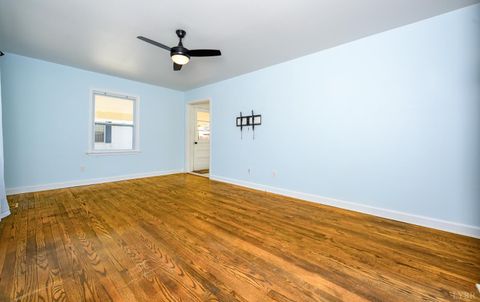 Tiny photo for 220 Chambers Street, Lynchburg, VA 24501 (MLS # 364211)