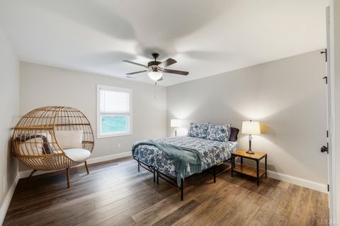 Tiny photo for 1618 Helmsdale Drive, Forest, VA 24551 (MLS # 366467)