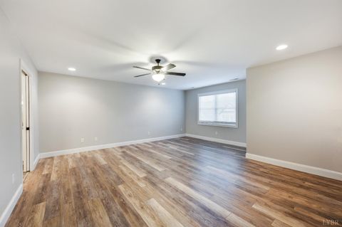Tiny photo for 1618 Helmsdale Drive, Forest, VA 24551 (MLS # 366467)