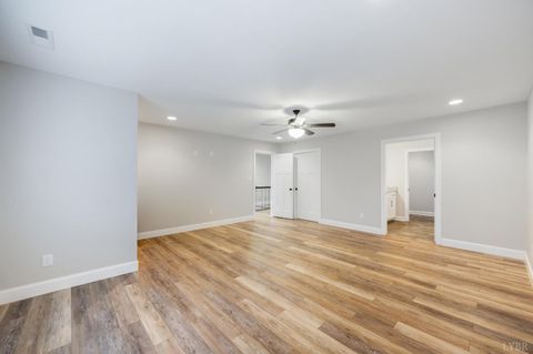 Tiny photo for 1618 Helmsdale Drive, Forest, VA 24551 (MLS # 366467)