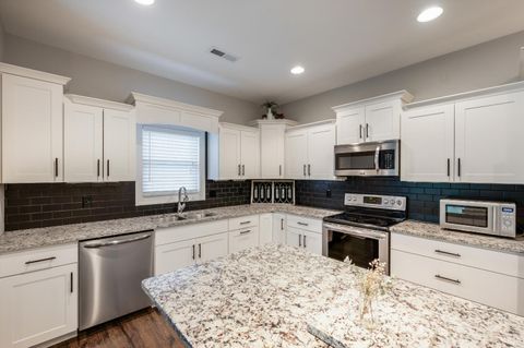 Tiny photo for 1618 Helmsdale Drive, Forest, VA 24551 (MLS # 366467)