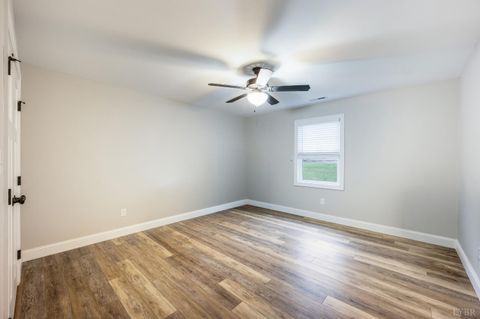 Tiny photo for 1618 Helmsdale Drive, Forest, VA 24551 (MLS # 366467)