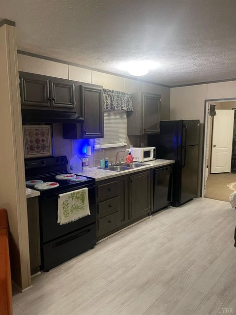 Tiny photo for 801 Purdum Mill Road, Appomattox, VA 24522 (MLS # 364819)