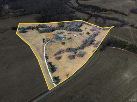 Tiny photo for 801 Purdum Mill Road, Appomattox, VA 24522 (MLS # 364819)