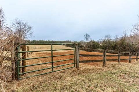 Tiny photo for 801 Purdum Mill Road, Appomattox, VA 24522 (MLS # 364819)