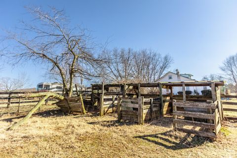 Tiny photo for 801 Purdum Mill Road, Appomattox, VA 24522 (MLS # 364819)