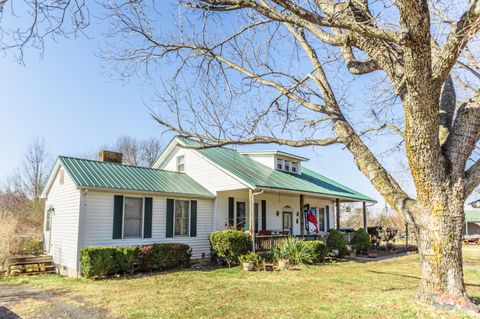 Tiny photo for 801 Purdum Mill Road, Appomattox, VA 24522 (MLS # 364819)