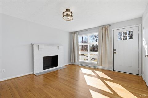 Tiny photo for 113 Wayne Drive, Lynchburg, VA 24502 (MLS # 363703)