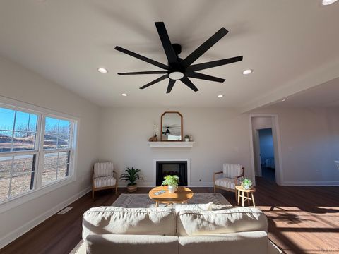 Tiny photo for 1100 Live Oak Court, Forest, VA 24551 (MLS # 363967)