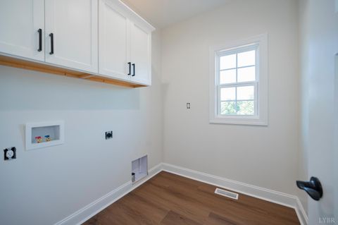 Tiny photo for 1100 Live Oak Court, Forest, VA 24551 (MLS # 363967)