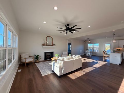 Tiny photo for 1100 Live Oak Court, Forest, VA 24551 (MLS # 363967)