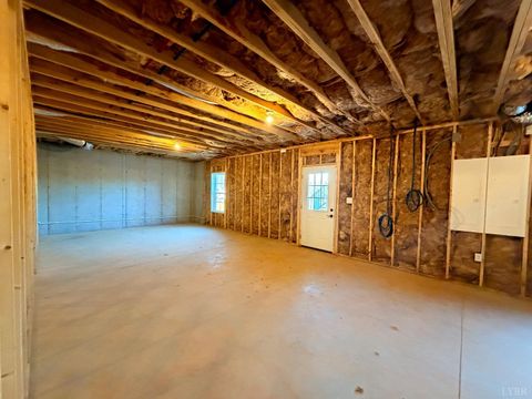 Tiny photo for 1100 Live Oak Court, Forest, VA 24551 (MLS # 363967)