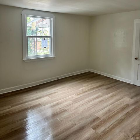 Tiny photo for 3 Watts St Ext St, Gretna, VA 24557 (MLS # 362458)