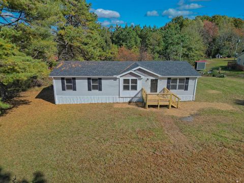 Tiny photo for 2788 Marysville Road, Altavista, VA 24517 (MLS # 362856)