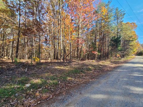 Photo of 0 Ashwell Ridge Drive, Huddleston, VA 24104 (MLS # 362896)