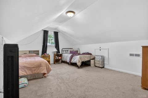 Tiny photo for 1305 Harding Street Street, Lynchburg, VA 24502 (MLS # 366790)