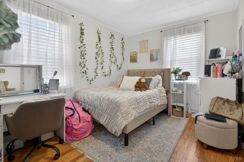 Tiny photo for 1305 Harding Street Street, Lynchburg, VA 24502 (MLS # 366790)