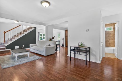 Tiny photo for 1305 Harding Street Street, Lynchburg, VA 24502 (MLS # 366790)