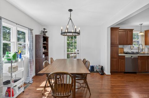 Tiny photo for 1305 Harding Street Street, Lynchburg, VA 24502 (MLS # 366790)