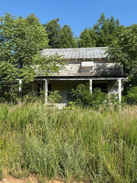 Homes For Sale - 141 Wards Rd<br/> Hurt, VA 24563