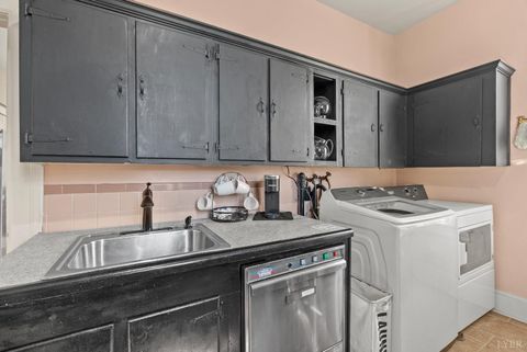 Tiny photo for 116 Winridge Drive, Madison Heights, VA 24572 (MLS # 366704)