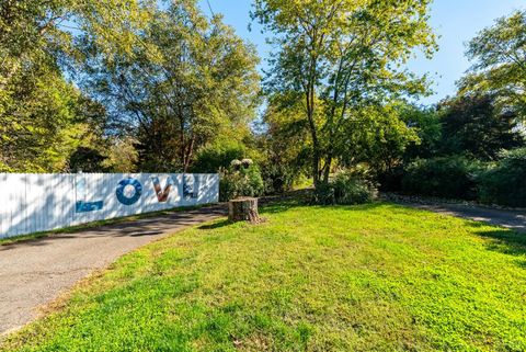Tiny photo for 116 Winridge Drive, Madison Heights, VA 24572 (MLS # 366704)