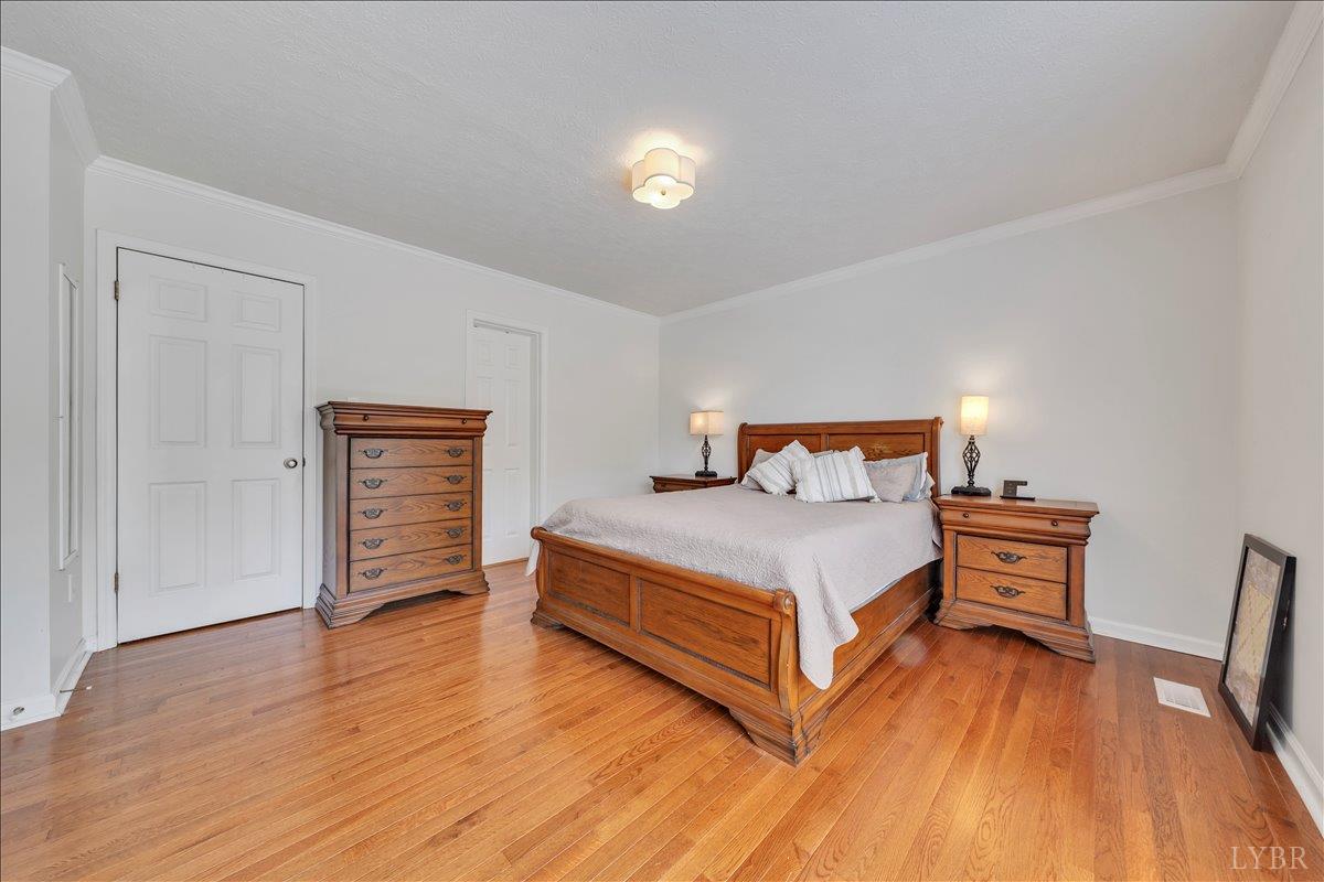 Lynchburg, Virginia 24502, United States, 3 Bedrooms Bedrooms, ,4 BathroomsBathrooms,Residential,Active,210405