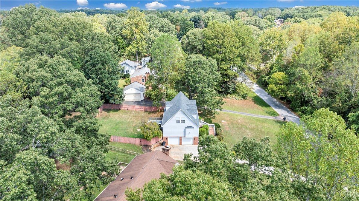 Lynchburg, Virginia 24502, United States, 3 Bedrooms Bedrooms, ,4 BathroomsBathrooms,Residential,Active,210405