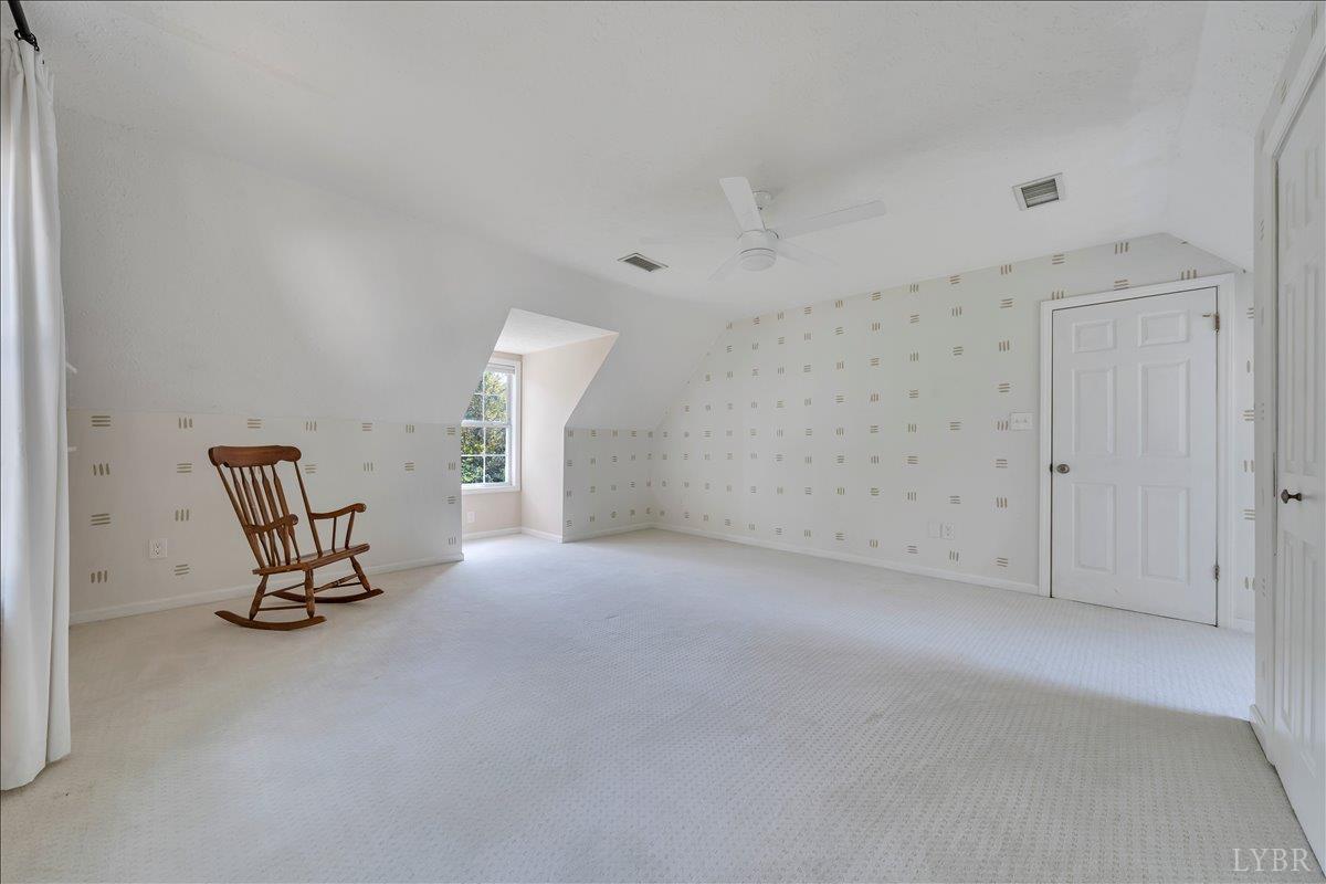 Lynchburg, Virginia 24502, United States, 3 Bedrooms Bedrooms, ,4 BathroomsBathrooms,Residential,Active,210405