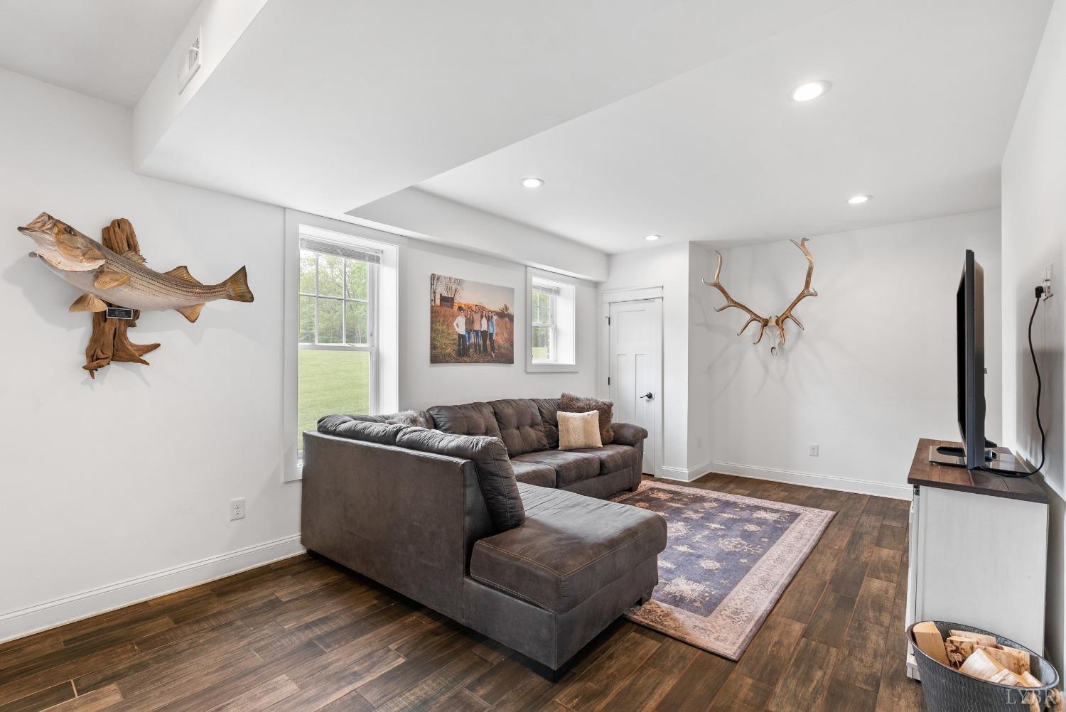 3592 Coffee Road, Lynchburg, Virginia image 40
