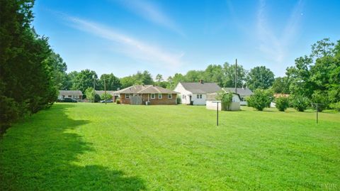 Tiny photo for 144 Hamlin Avenue, Danville, VA 24540 (MLS # 363989)