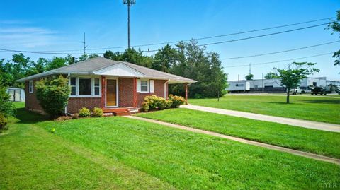 Tiny photo for 144 Hamlin Avenue, Danville, VA 24540 (MLS # 363989)