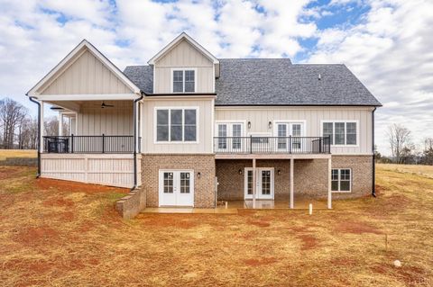 Tiny photo for 1510 Autumn Run Drive, Forest, VA 24551 (MLS # 366717)