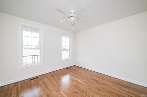 Tiny photo for 1510 Autumn Run Drive, Forest, VA 24551 (MLS # 366717)