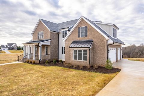 Tiny photo for 1510 Autumn Run Drive, Forest, VA 24551 (MLS # 366717)